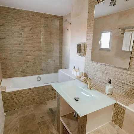 La Lar Дом отдыха *